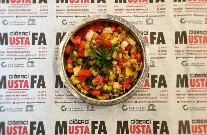 Mevsim Salata